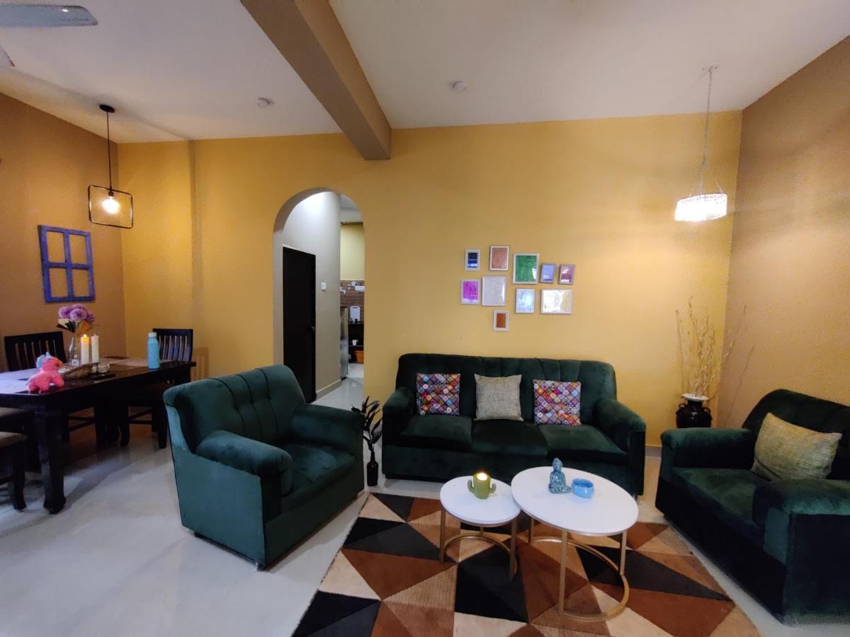 Holiday home Beachfront 2bhk Candolim- Quirky Stays